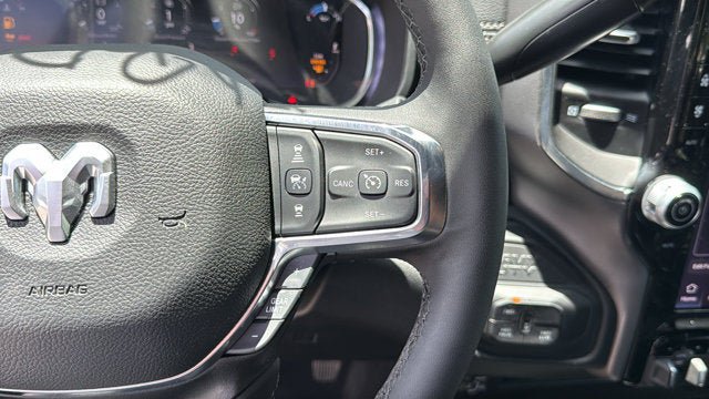 Used 2026 RAM 2500 Laramie AWD/4WD image 17