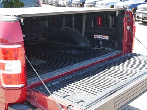 Used 2019 Ford F150 XLT w/ Equipment Group 302A Luxury AWD/4WD image 19