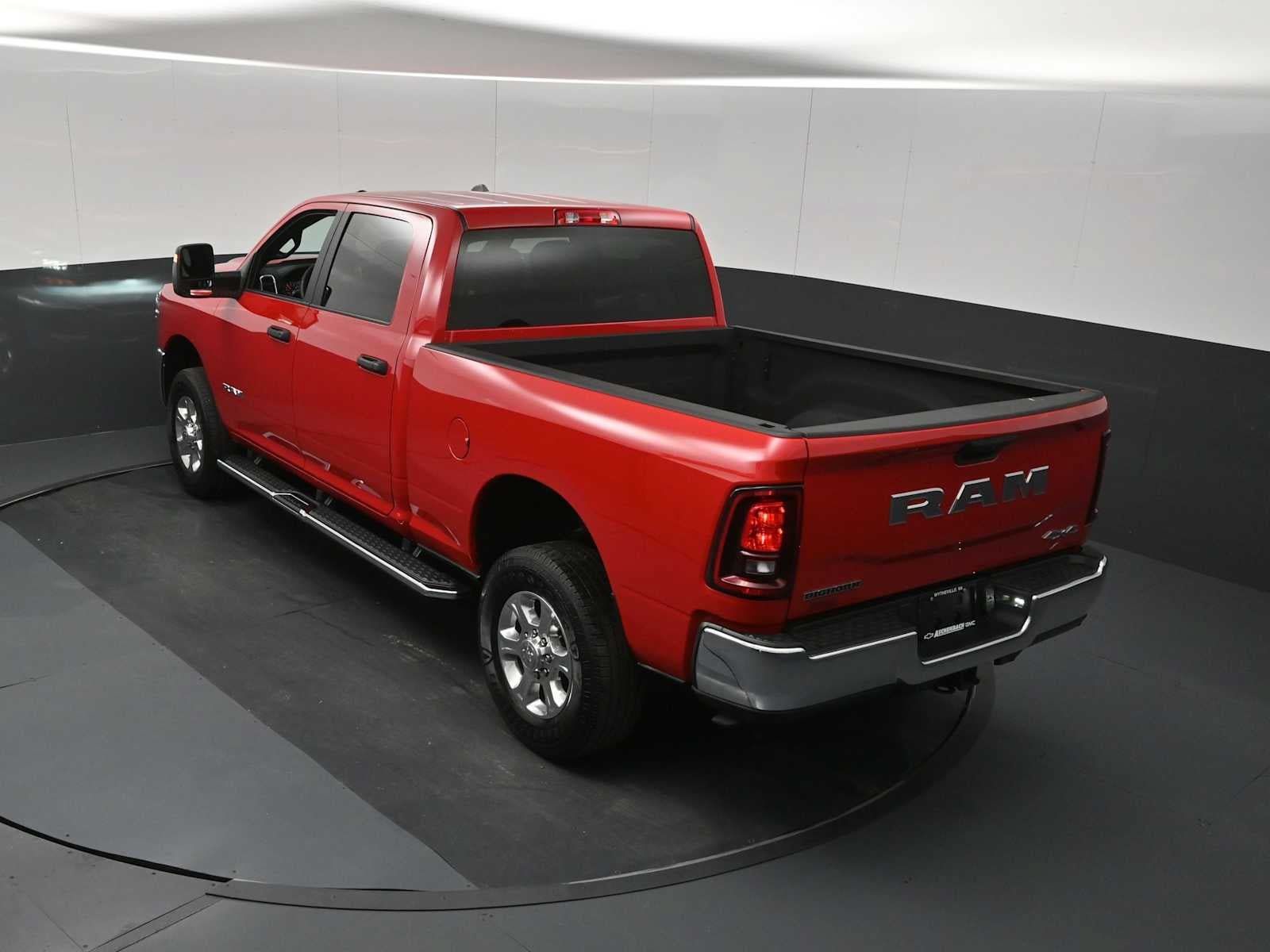 Used 2026 RAM 2500 Big Horn AWD/4WD image 13