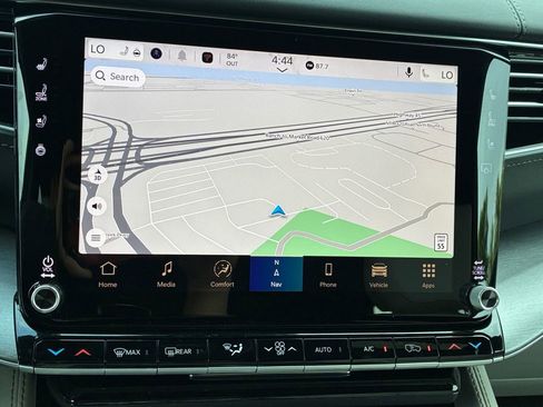 New 2026 Jeep Grand Wagoneer Limited AWD/4WD image 8