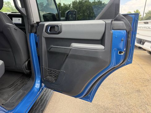 Used 2021 Ford Bronco 4-Door AWD/4WD image 16