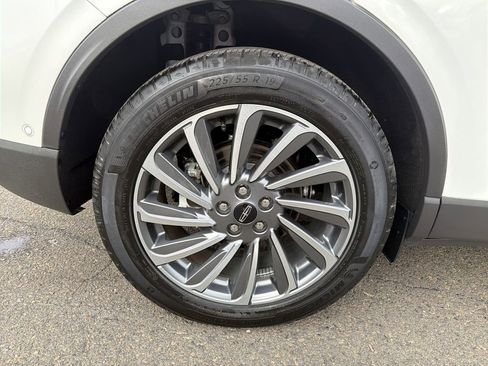 Certified 2024 Lincoln Corsair Reserve w/ Equipment Group 202A image 32