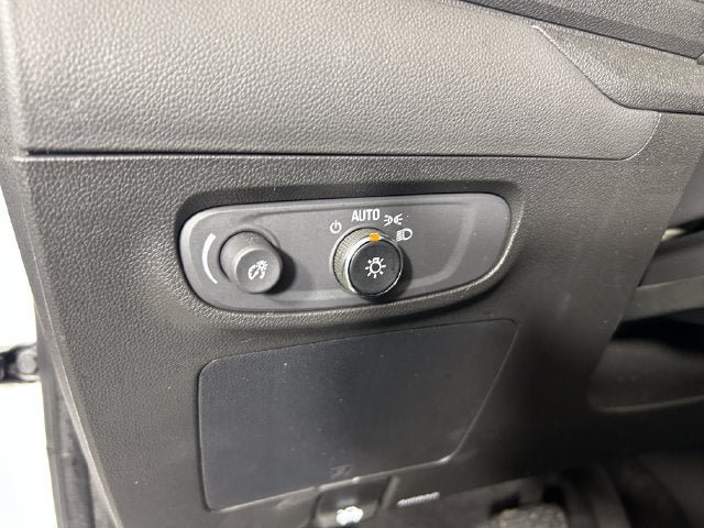 Used 2024 Buick Encore GX Preferred AWD/4WD image 18