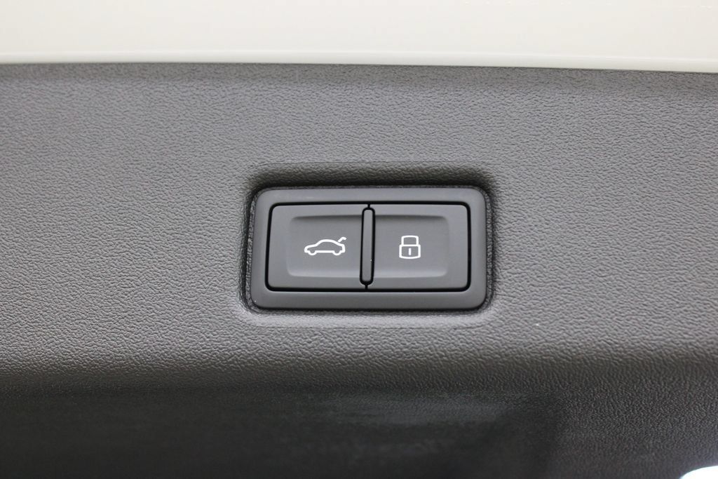 New 2026 Audi Q5 Premium AWD/4WD image 31