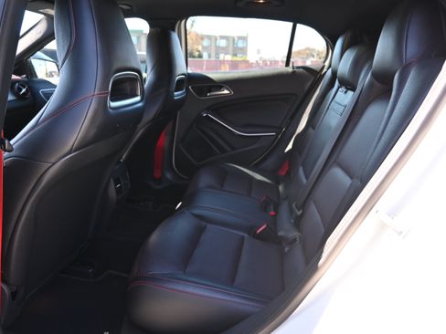 Used 2018 Mercedes-Benz GLA 45 AMG 4MATIC image 30
