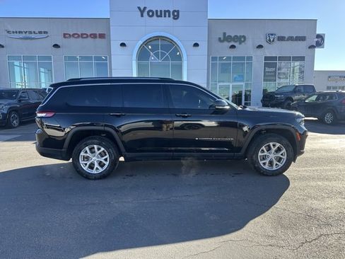 Used 2023 Jeep Grand Cherokee L Limited w/ Luxury Tech Group II image 2