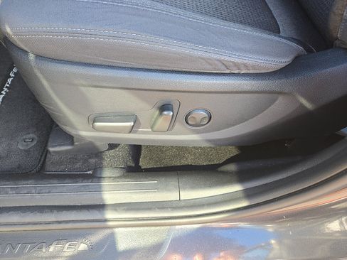 Certified 2023 Hyundai Santa Fe SEL FWD image 23