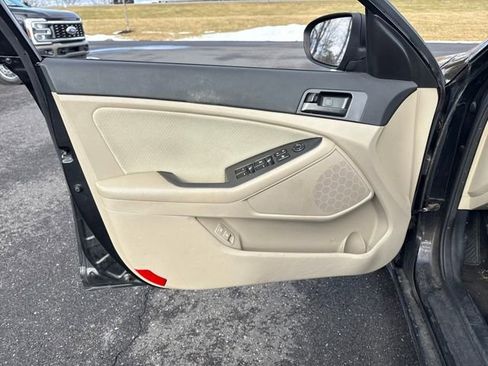 Used 2013 Kia Optima LX image 15