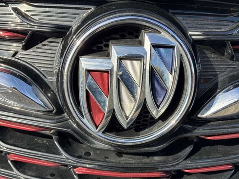 Used 2023 Buick Encore GX Select w/ Sport Touring Package image 28