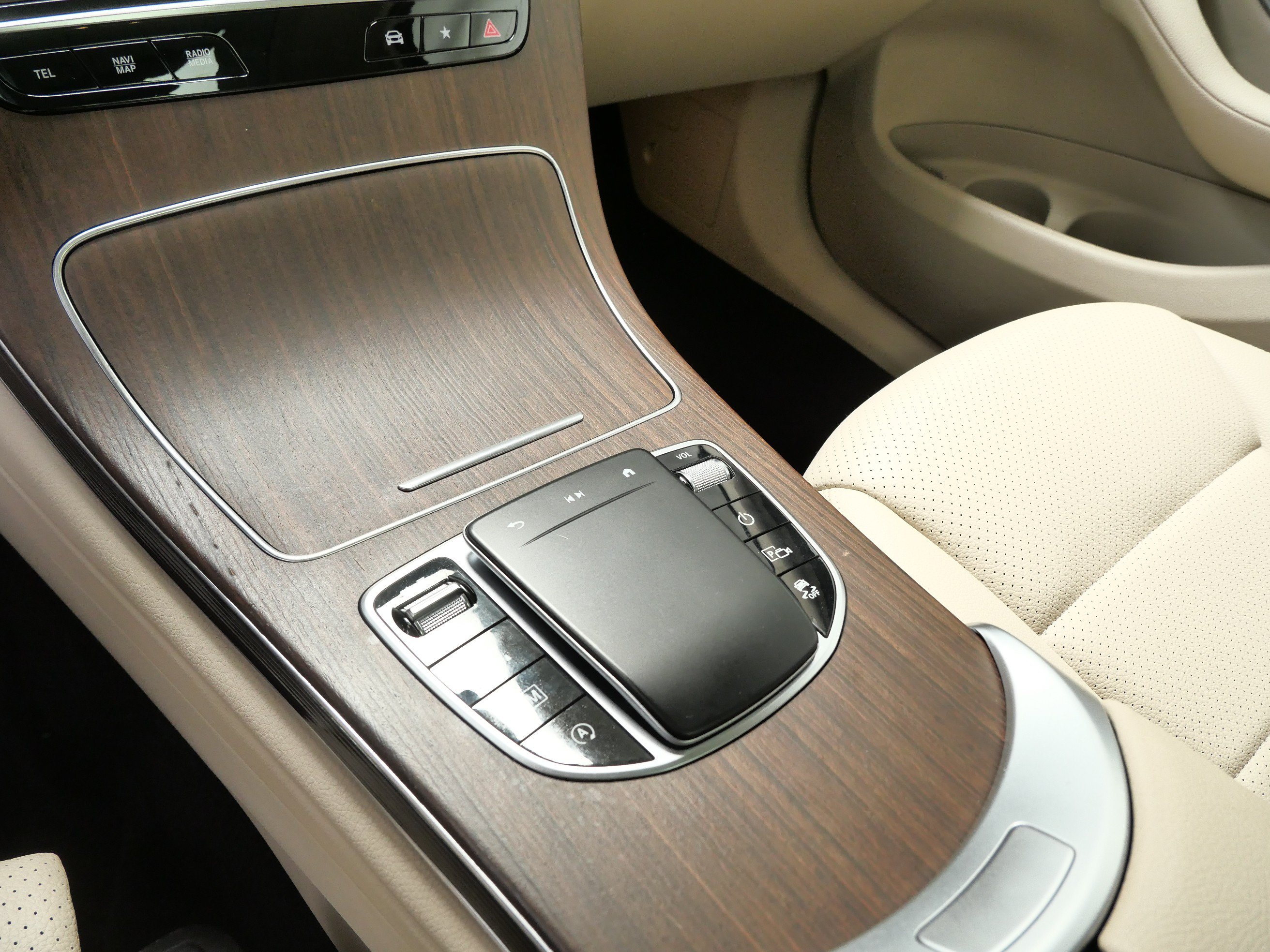 Used 2022 Mercedes-Benz GLC 300 4MATIC image 20