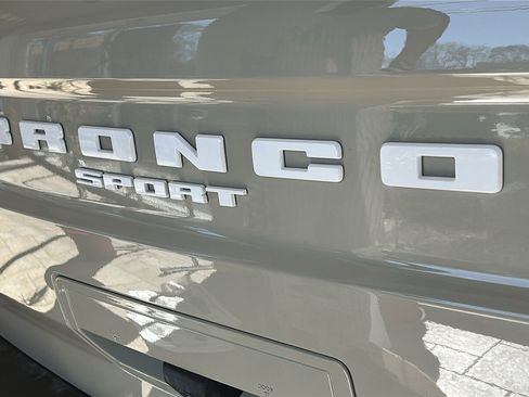 Used 2024 Ford Bronco Sport Badlands image 6