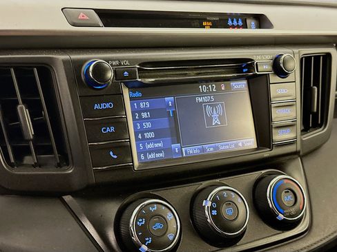 Used 2018 Toyota RAV4 LE w/ All Weather Liner Package AWD/4WD image 21