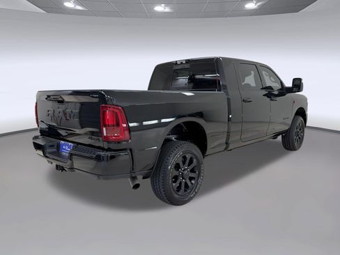 Used 2025 RAM 2500 Laramie w/ Night Edition AWD/4WD image 9