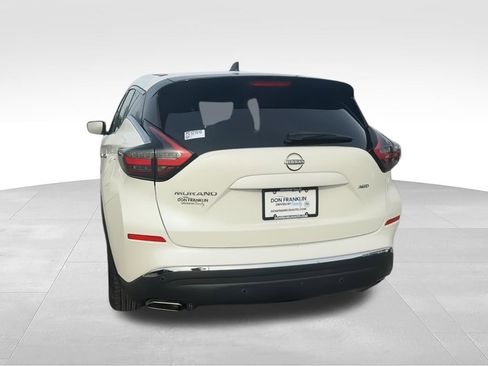 Used 2023 Nissan Murano S AWD/4WD image 7