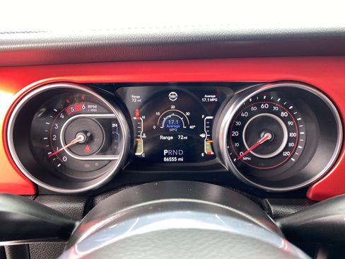 Used 2021 Jeep Wrangler Unlimited Rubicon AWD/4WD image 29