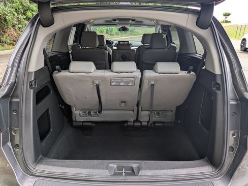 Used 2024 Honda Odyssey Touring image 13