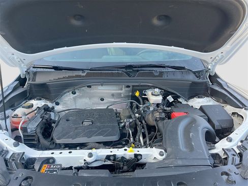 Used 2024 Chevrolet TrailBlazer RS w/ Driver Confidence Package image 28