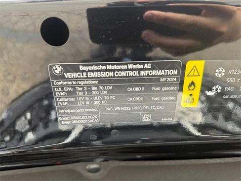 Used 2024 BMW M440i Coupe w/ Premium Package image 31