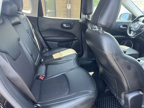 Used 2020 Jeep Compass Latitude w/ Cold Weather Group image 13