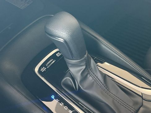 New 2026 Toyota Corolla SE w/ SE Premium Package image 17