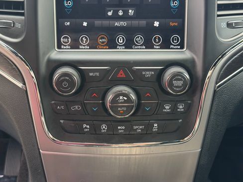Used 2018 Jeep Grand Cherokee Limited w/ Luxury Group II AWD/4WD image 19