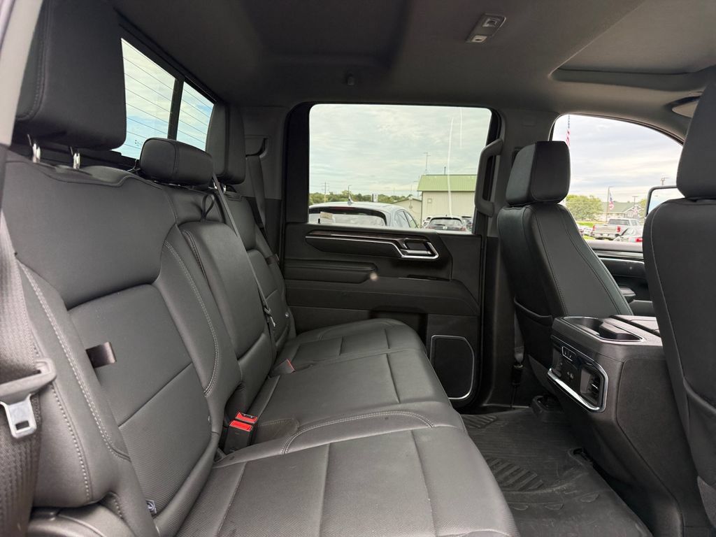 Used 2025 Chevrolet Silverado 2500 LTZ w/ LTZ Plus Package AWD/4WD image 38