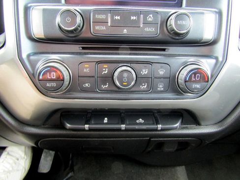 Used 2018 Chevrolet Silverado 1500 LT w/ All Star Edition image 18