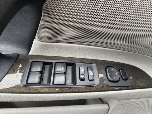 Used 2012 Lexus IS 350 w/ Premium Pkg Value Edition RWD image 14