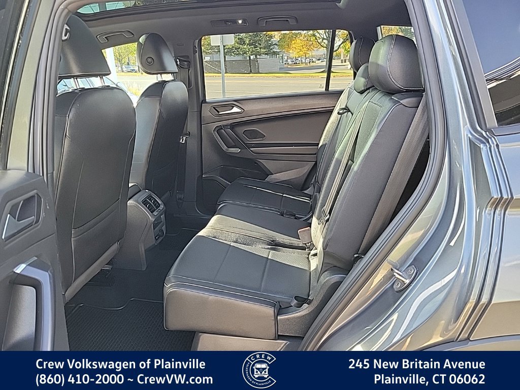 Certified 2021 Volkswagen Tiguan SE R-Line w/ 3rd Row Seat Package AWD/4WD image 14