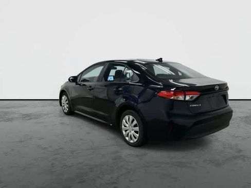 Used 2026 Toyota Corolla LE FWD image 9