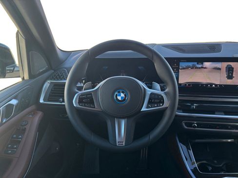 New 2026 BMW X5 xDrive50e image 28
