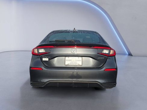 Used 2025 Honda Civic Sport image 4