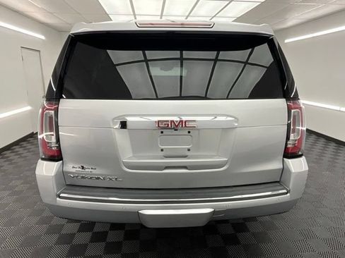 Used 2019 GMC Yukon XL Denali w/ Denali Ultimate Package AWD/4WD image 22