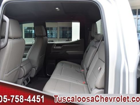 Used 2022 GMC Sierra 1500 SLT w/ X31 Off-Road Package AWD/4WD image 21