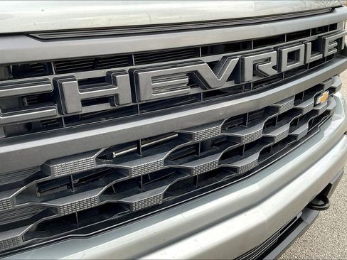 Used 2023 Chevrolet Silverado 1500 Custom image 31