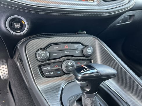 Used 2023 Dodge Challenger SXT w/ Plus Package image 21
