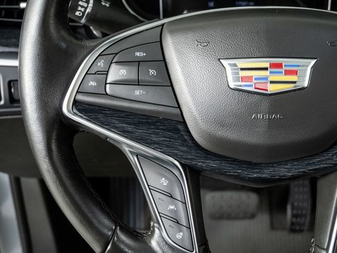 Used 2023 Cadillac XT5 Premium Luxury image 10