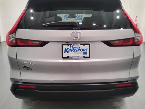 Used 2024 Honda CR-V EX image 5