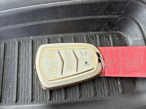 Used 2020 Cadillac Escalade ESV Luxury image 32