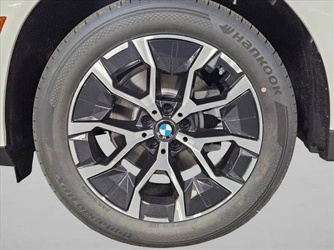 Used 2026 BMW X3 xDrive30 w/ Premium Package image 16