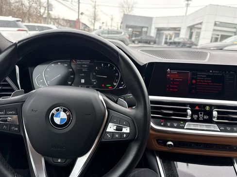 Used 2022 BMW 330i xDrive Sedan w/ Driving Assistance Package image 10