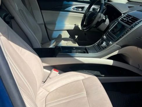 Used 2018 Lincoln MKZ Reserve w/ Technology Package FWD image 5