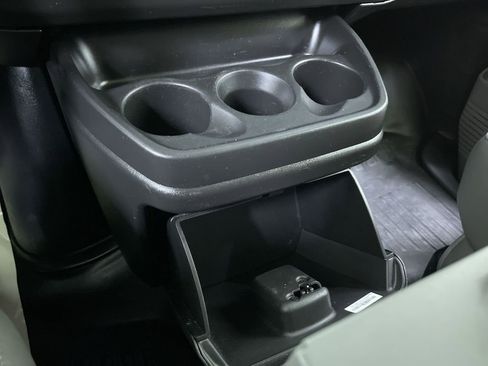 Used 2022 Chevrolet Express 2500 w/ Driver Convenience Package image 24