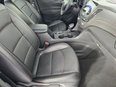 Used 2023 Chevrolet Equinox RS w/ RS Leather Package FWD image 16