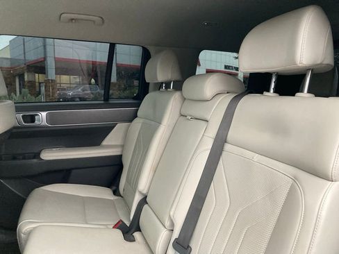 Used 2024 Hyundai Santa Fe SEL image 11