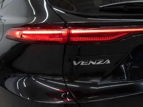 Used 2021 Toyota Venza Limited w/ Advanced Technology Package AWD/4WD image 49