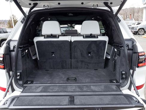 Used 2026 BMW X7 xDrive40i image 37