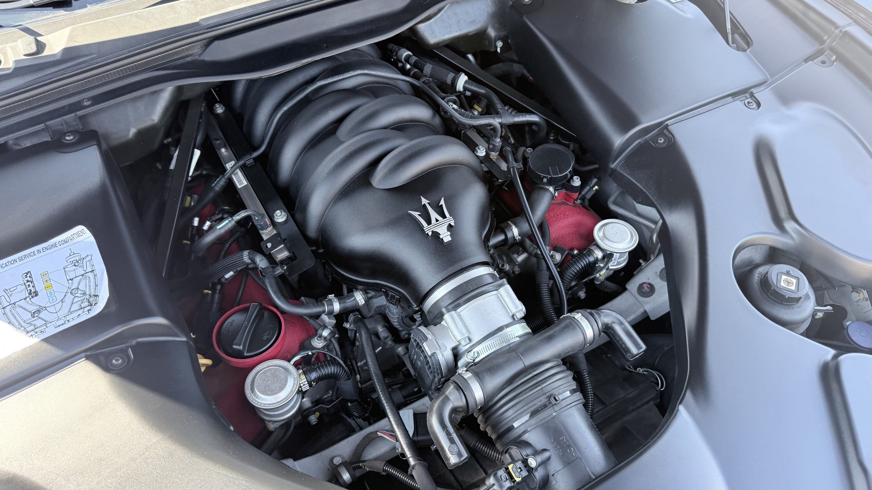 Used 2016 Maserati GranTurismo Convertible RWD image 19