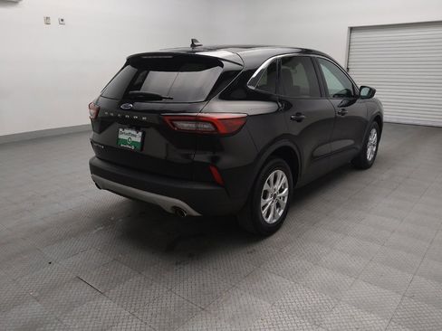 Used 2023 Ford Escape Active w/ Cold Weather Package FWD image 9