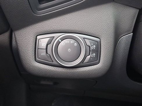 Used 2017 Ford Escape SE AWD/4WD image 25